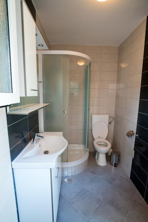 Rujno Apartments Starigrad Paklenica Ruang foto